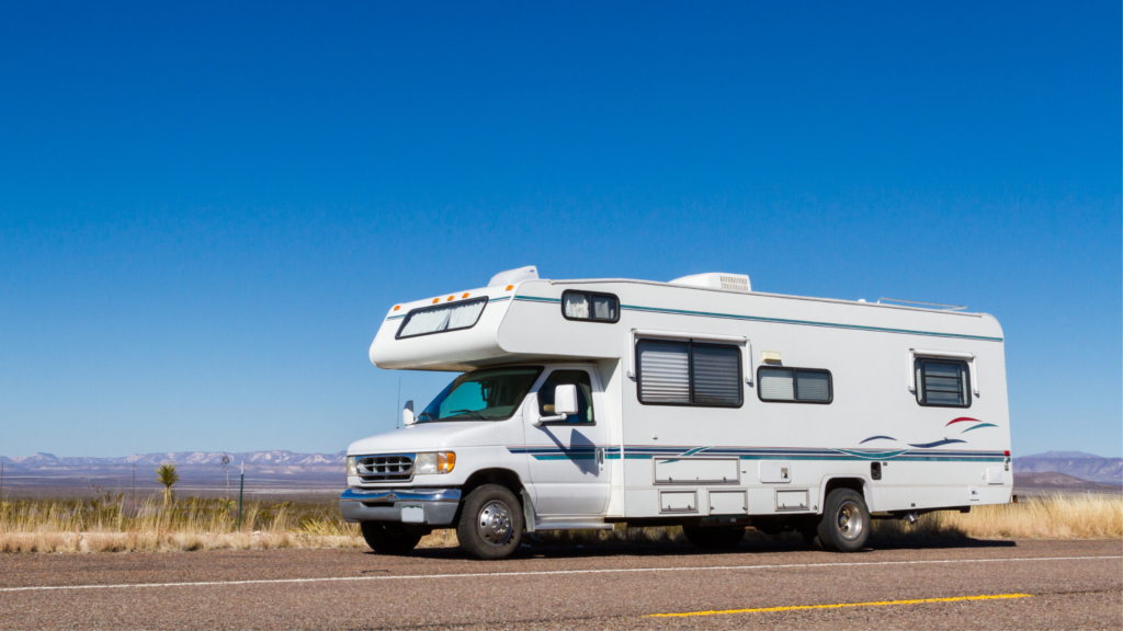 Difference between motorhome and RV