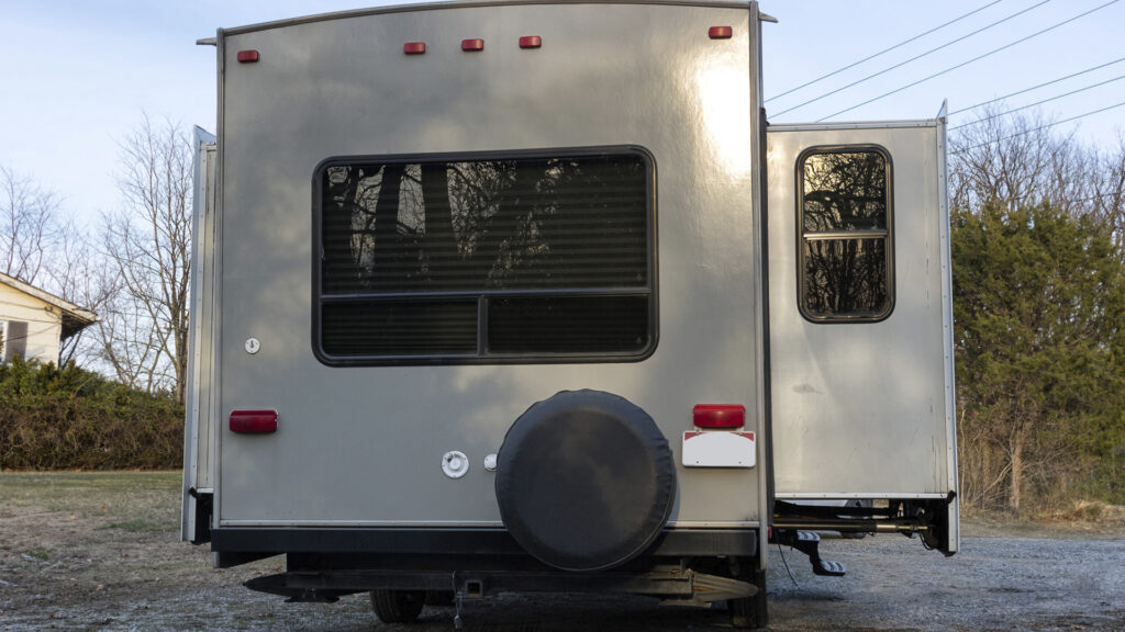 camper slide out mechanism