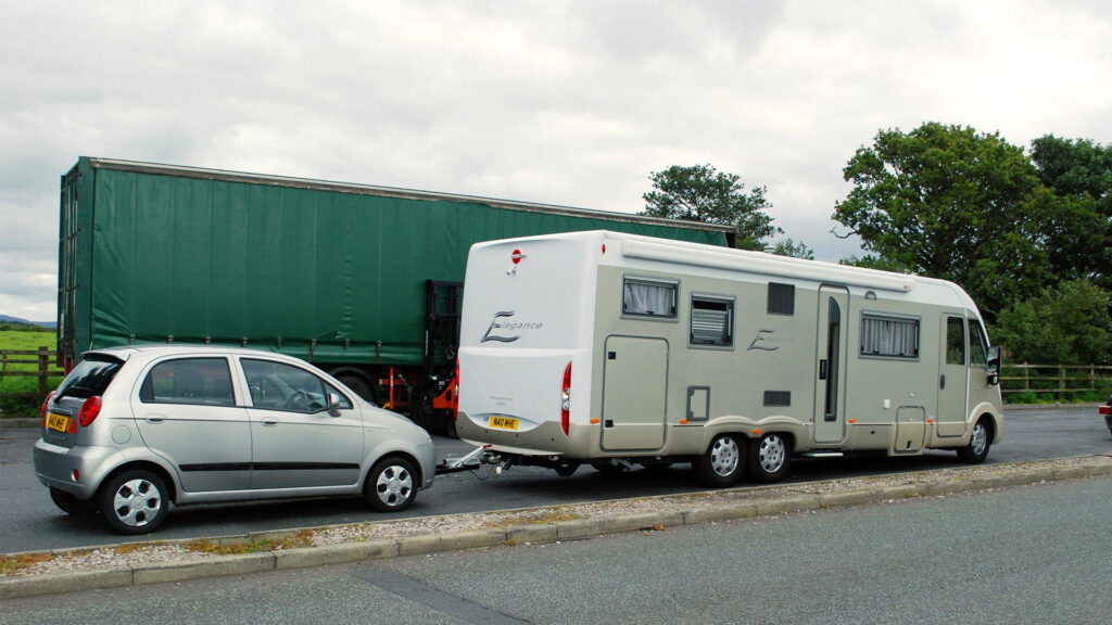how to tow a vehicle behind an rv